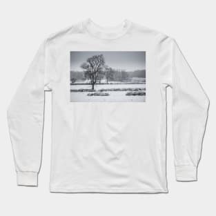 Clifton-Upon-Dunsmore Snow scene Long Sleeve T-Shirt